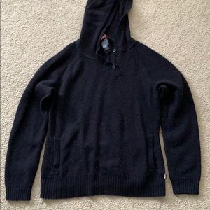 The north face hooded sweater